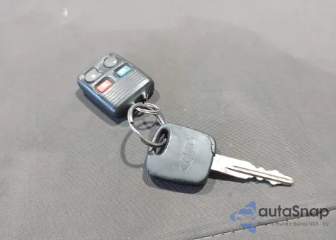 2000 Ford Mustang z USA, uszkodzony, nr VIN 1FAFP4443YF201822